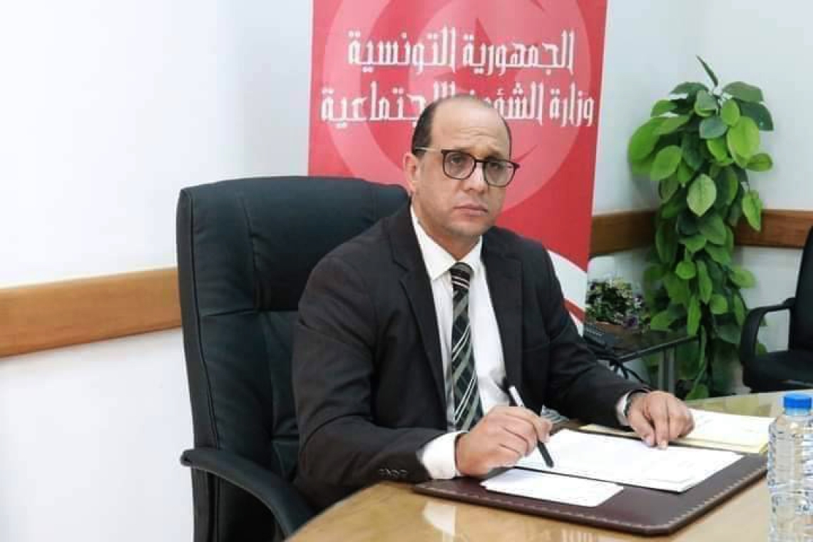 وزير الشؤون الاجتماعية يعلن عن  منح قارة للعائلات المعوزة