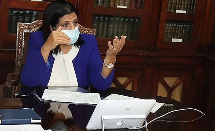 البوغديري تتباحث مع   ممثلين عن وكالة" موديز"