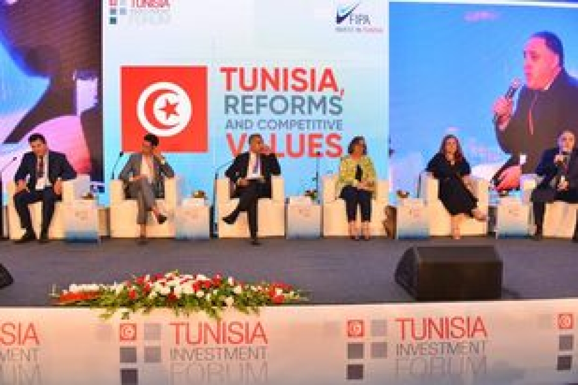  وزيرة الصناعة   تستعرض الإجراءات الجديدة لدفع الاستثمار