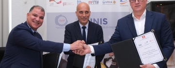 Signature de diverses conventions dans le secteur de la plasturgie en Tunisie