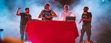 أمام شبابيك مغلقة: سانت ليفانت يغني للحب والوطن والحرية