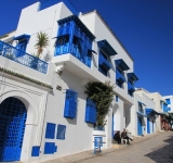 سيدي بوسعيد في مواجهة خطري الانزلاق و التهرب من المسؤولية