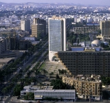 فيتش ترفع تصنيف تونس إلى 