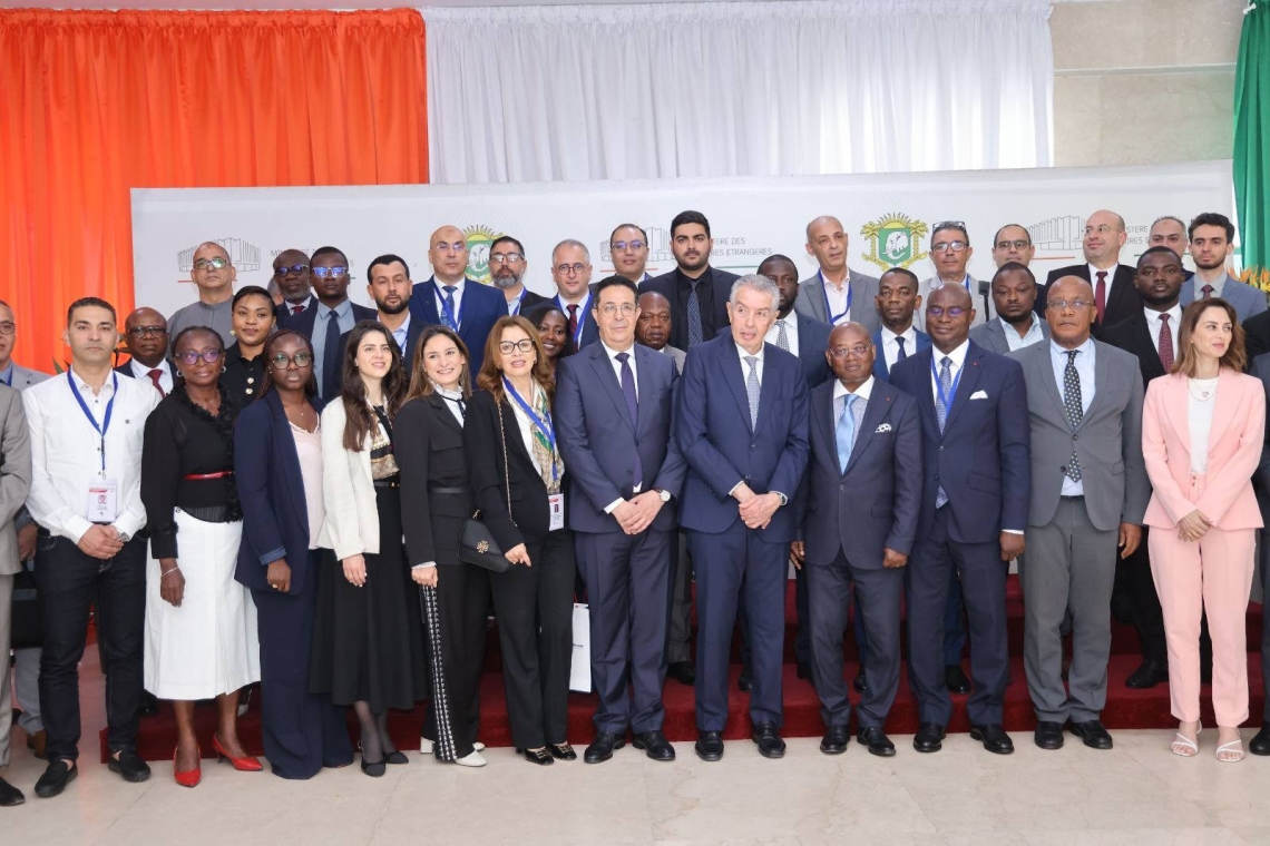 U𝐧𝐞 𝐝𝐞́𝐥𝐞́𝐠𝐚𝐭𝐢𝐨𝐧 𝐝’𝐮𝐧𝐞 𝐯𝐢𝐧𝐠𝐭𝐚𝐢𝐧𝐞 𝐝’𝐞𝐧𝐭𝐫𝐞𝐩𝐫𝐢𝐬𝐞𝐬 𝐭𝐮𝐧𝐢𝐬𝐢𝐞𝐧𝐧𝐞𝐬 𝐚̀ 𝐀𝐛𝐢𝐝𝐣𝐚𝐧