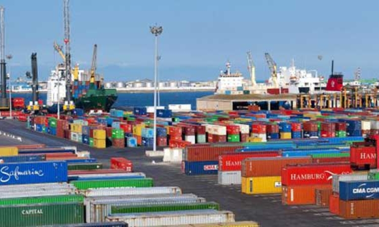 ارتفاع نسق الصادرات التونسية وسط حذر من تداعيات الحرب